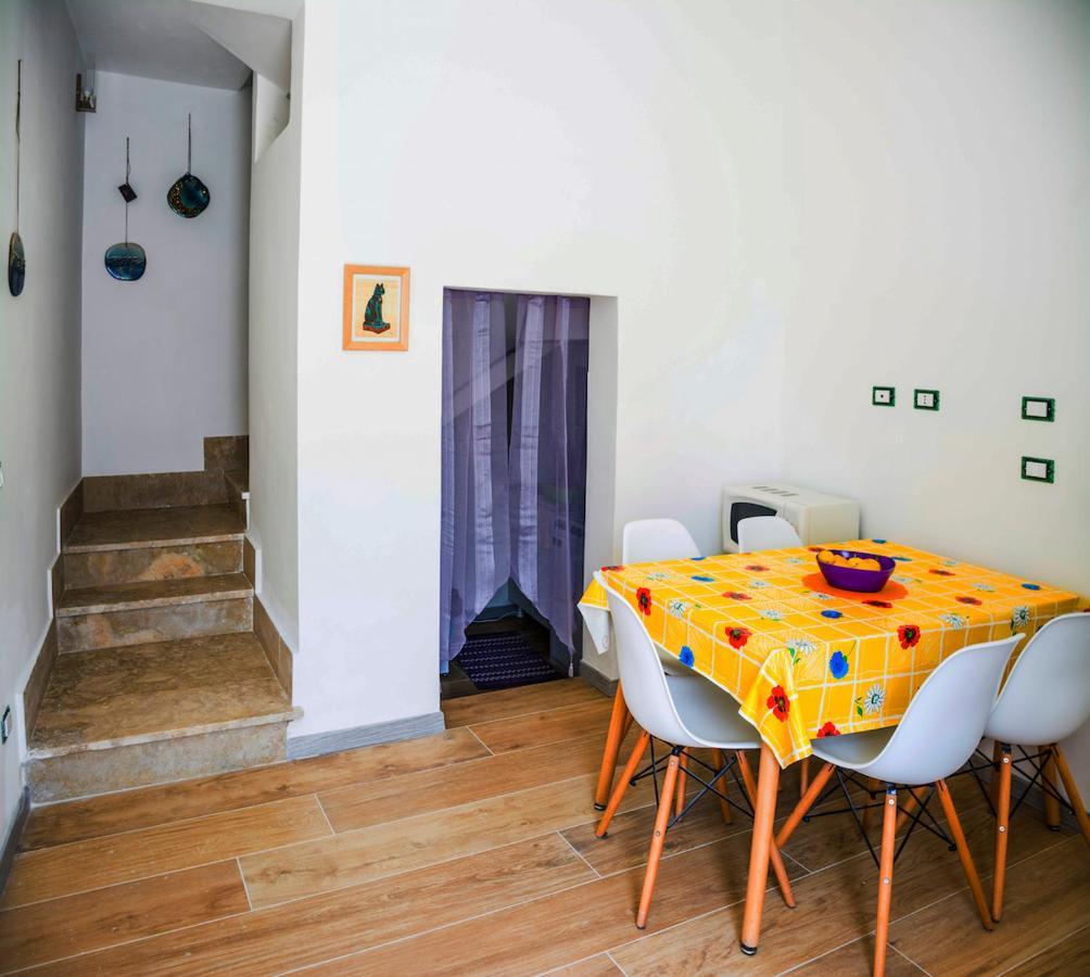 La Casa Di Penelope B&B E Noleggio Bici Elettriche Ispica Eksteriør bilde